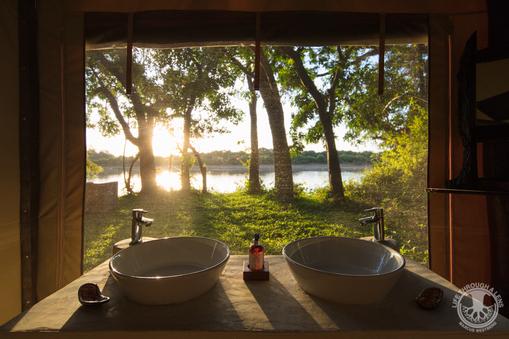 Luambe Camp Bathrooms