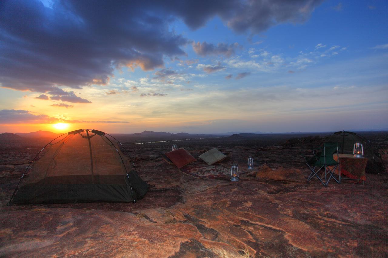Sasaab Fly camping 2