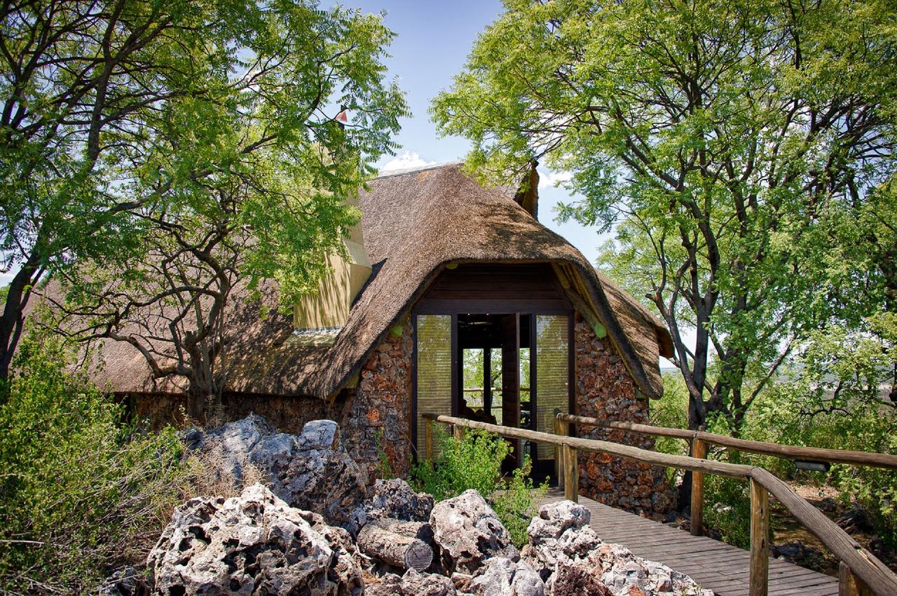 little_ongava__wildernesssafaris02_wetu