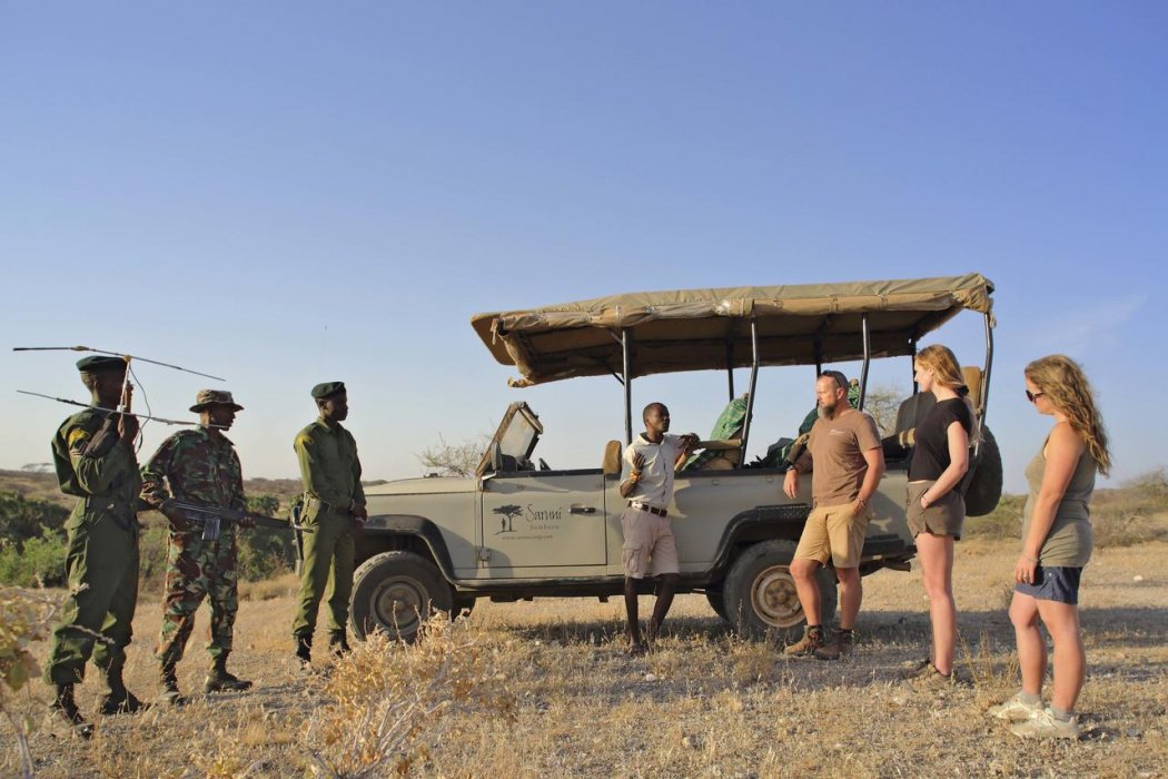 Saruni Rhino black_rhino_tracking_on_foot_briefing